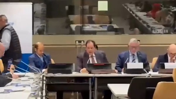 يجب أن يخدم البشرية.. النائب محمد أبو العينين يطالب بتشريعات دولية لتنظيم الذكاء الاصطناعي