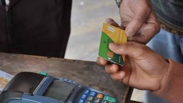 لرصد المخالفات التموينيه.. تفاصيل تطبيق منظومة كارت المفتش