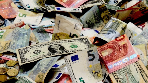سعر الدولار اليوم الثلاثاء 22 سبتمبر 2026 في البنوك
