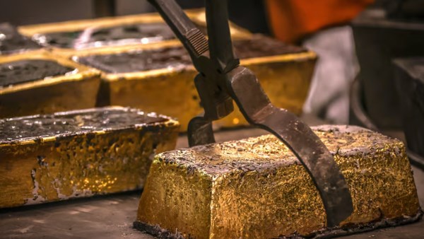 أنجلو جولد أشانتى: ضخ استثمارات جديدة في قطاع التعدين المصري