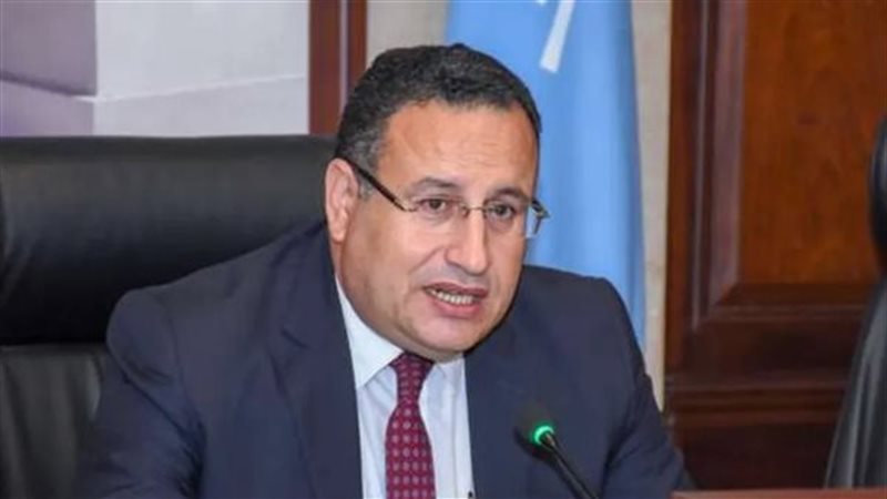 الماجستير والدكتوراه في زمن الذكاء الاصطناعي.. مناقشو الرسائل العلمية يطلقون جرس إنذار: باحثون يعتمدون على التقنيات الحديثة بشكل كامل دون بحث ودراسة ونقد