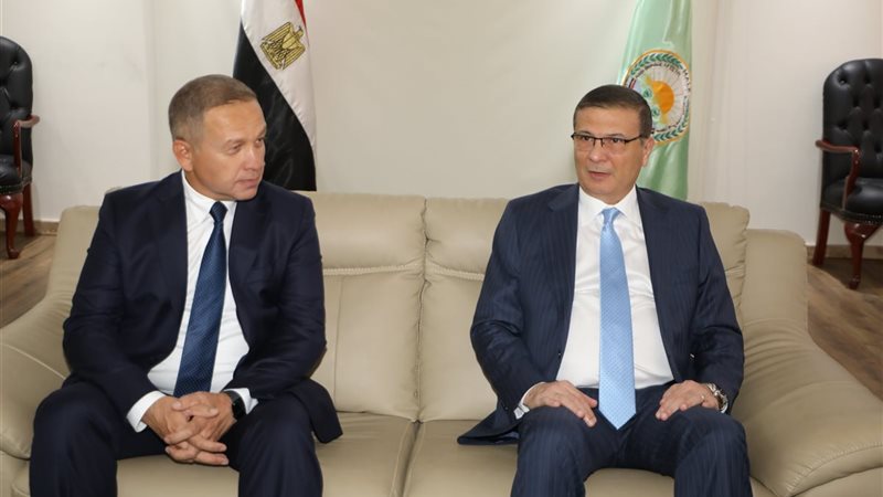 علاء فاروق يلتقي وفدا حكوميا من أوزبكستان لبحث تعزيز التعاون الزراعي والاستثمار