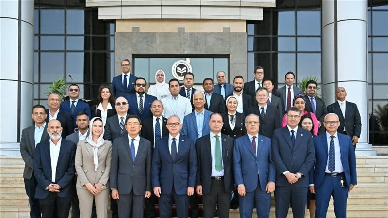 وزير الاستثمار يبحث مع شركات سنغافورية فرص التوسع في السوق المصرية