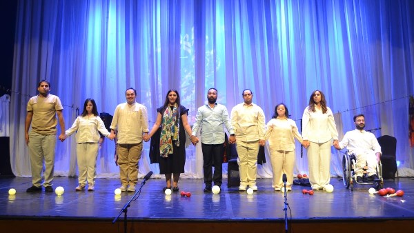 ورش فنية وعروض مسرحية وسينمائية وندوات دولية في ملتقى «أولادنا»