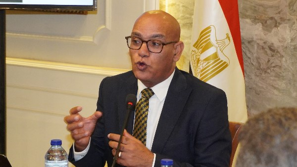عبد الناصر قنديل يحذر من تعقيدات انتخابات المحليات: الناخب أمام 6 أوراق اقتراع ومتوسط التصويت 7 دقائق
