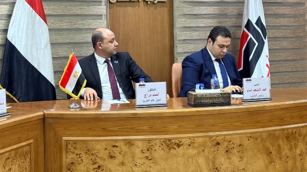 حزب العدل يعقد اجتماعًا لنوابه ويعلن أولويات أجندته التشريعية والرقابية..صور