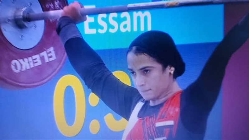 طبيب صحة نفسية يكشف سبب تعرض لاعبة منتخب رفع الأثقال لحالة إغماء