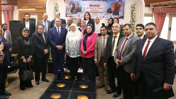 نقيب المحامين يعقد اجتماعًا مع مجلس نقابة المنوفية ويتفقد نادي المحامين