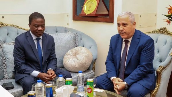 رئيس الوطنية للصحافة يستقبل سفير كوت ديفوار بالقاهرة لبحث سبل تعزيز التعاون