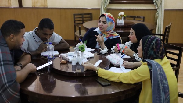 لدعم استقرار الأسرة المصرية.. التضامن تنظم دورة تدريبية لتأهيل المخطوبين