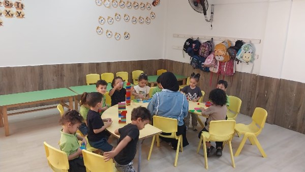 التضامن تفحص فيديو متداول بشأن تعرض طفلة للاعتداء داخل حضانة السادات
