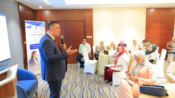 التضامن: مسموح للاسرة كفالة أكثر من طفل