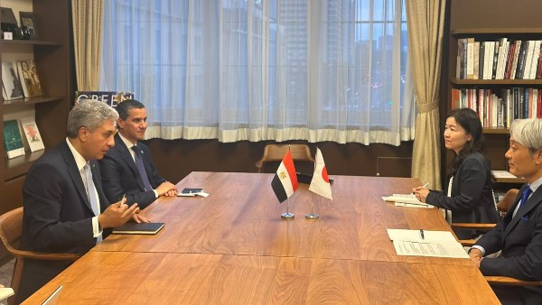 تعاون جديد .. وزير السياحة والآثار يلتقي مفوض الشئون الثقافية بالحكومة اليابانية لبحث تعزيز التعاون