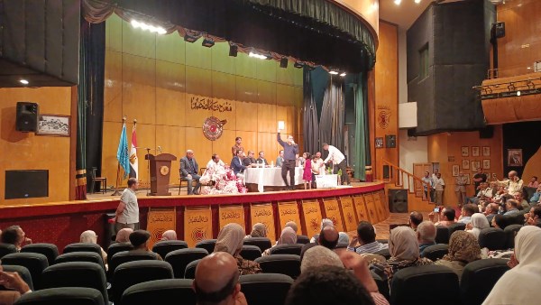 إجراء السحب على هدايا إلكترونية بنقابة الصحفيين على هامش جمعية صندوق التكافل