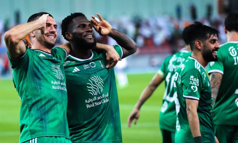 موعد مباراة الرياض وأهلي جدة في الدوري السعودي
