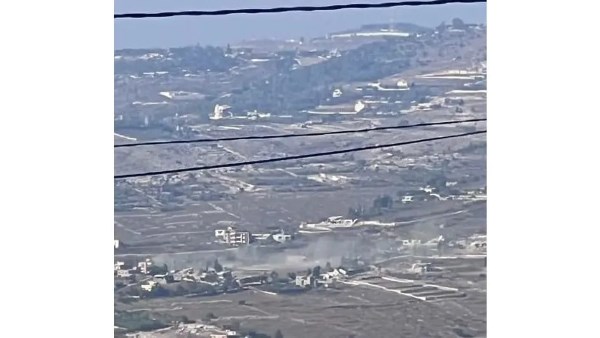 الاحتلال الإسرائيلي ينفذ تفجيرات وقصفا مدفعيا ويستهدف شقة في النبطية