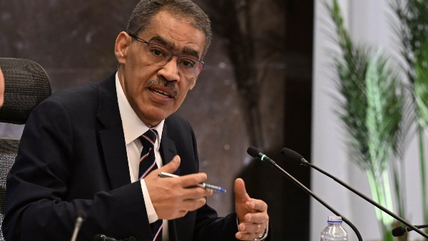 وزارة الإعلام تبدأ التنسيق مع الوزارات لضمان دقة وتدفق المعلومات تنفيذاً لمقررات مجلس الوزراء