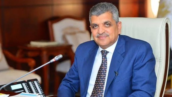 رئيس هيئة قناة السويس: قادرون على الالتزام بدورنا المحوري في ضمان استدامة سلاسل الإمداد العالمية رغم التحديات