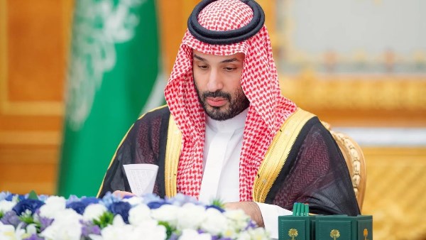 “الوزراء السعودي” يؤكد أهمية ضمان حماية حرية الملاحة وعدم فرض أي رسوم أو قيود بمضيق هرمز