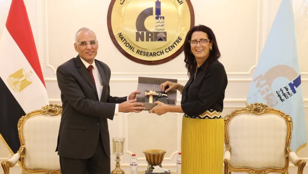 رئيس القومي للبحوث يبحث مع المدير التنفيذي لهيئة الفولبرايت الأمريكية تعزيز الشراكة الدولية