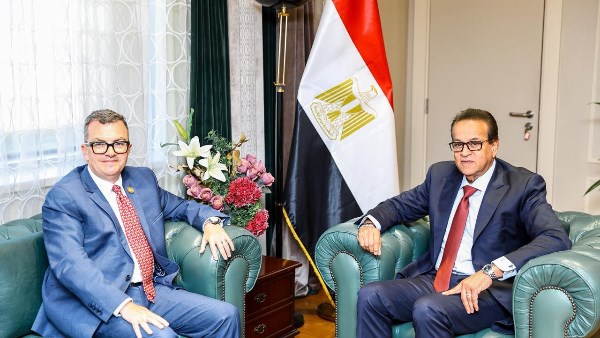 وزيرا الصحة والتخطيط يناقشان متابعة مشروعات القطاع الصحي ضمن خطة التنمية الاقتصادية والاجتماعية