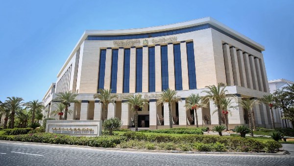 طرح محال تجارية وصيدليات ووحدات إدارية ومهنية للبيع بـ4 مدن جديدة