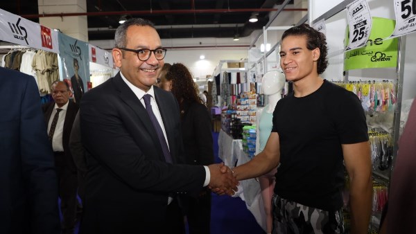 شباب جهاز تنمية المشروعات يشاركون في معرض أهلا مدارس ويقدمون منتجات مصرية عالية الجودة