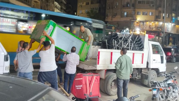 حملات يومية لرفع الإشغالات والتعديات بشوارع العجوزة