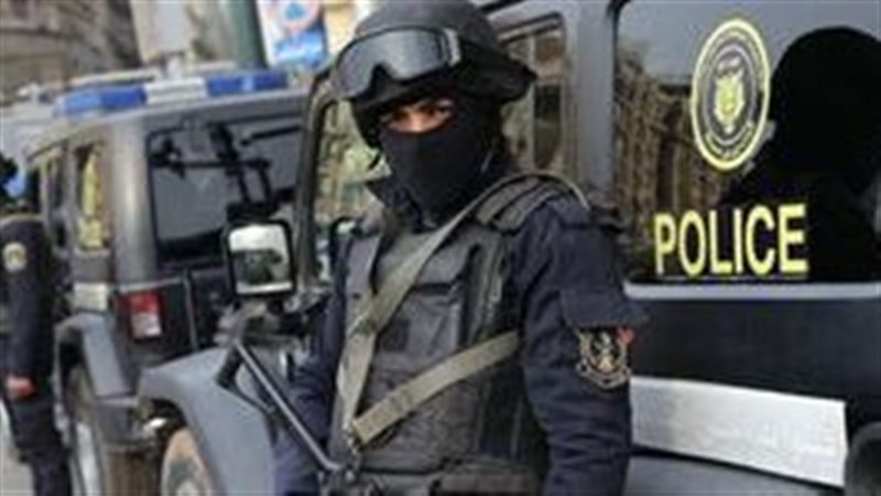 بسكين المطبخ، أم تذبح ابنتها ذات الـ7 سنوات في قرية بالمنيا؟