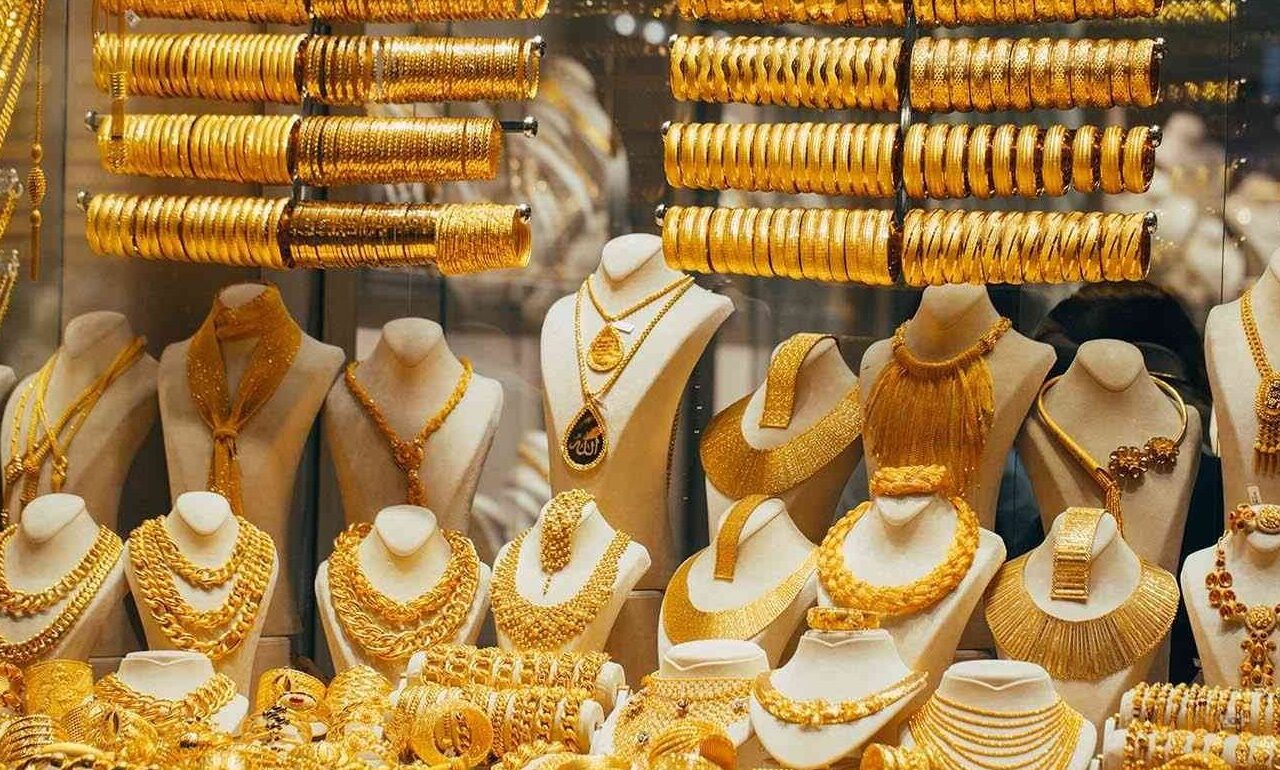 ذهب عيار 24 يخسر 130 جنيها بختام التعاملات الصباحية اليوم الإثنين