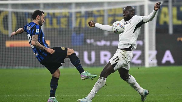 اليوم وغدا .. قمم نارية في الدوري الإيطالي.. إنتر يصطدم بـ نابولي.. ويوفنتوس يواجه ميلان