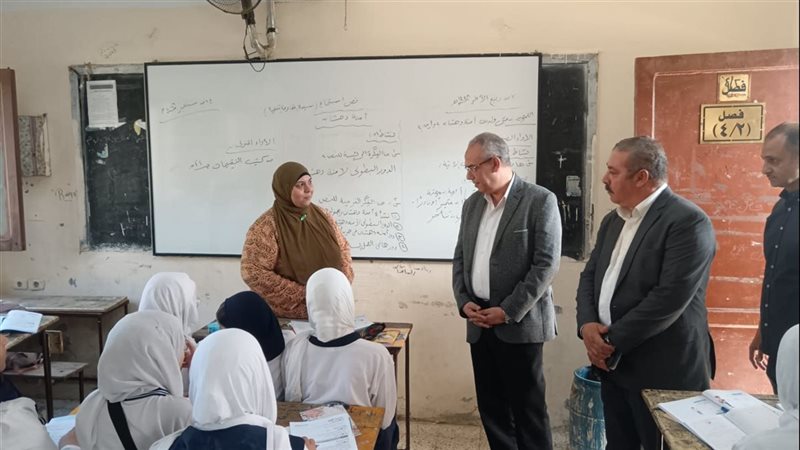 في ثاني أيام الدراسة.. قيادات الوزارة وتعليم القليوبية تتابع 15 مدرسة بالخانكة ميدانيًا