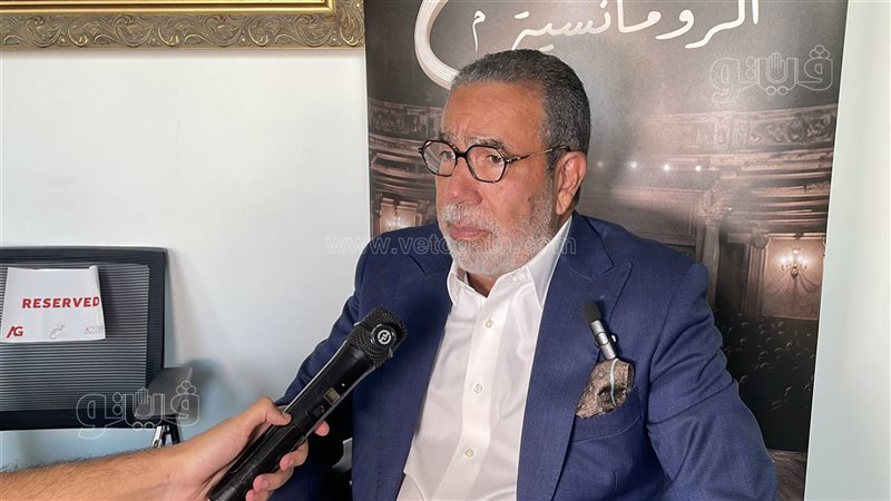 مدحت العدل لـ”فيتو”: «حليم» تحد أصعب من “أم كلثوم”.. المسرح لا يحقق أرباحا لكنني أقدم ما أحب.. وأراهن على الشباب لهذا السبب