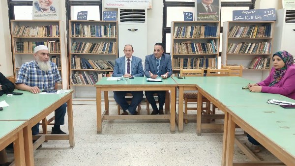 تعليم بني سويف يبحث خطة تفعيل الأنشطة المدرسية والاستعداد لاحتفالات نصر أكتوبر