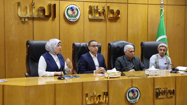 محافظ المنيا: أكتوبر المقبل تطعيم الأطفال من 9 أشهر حتى 10 سنوات ضد الحصبة والحصبة الألمانية