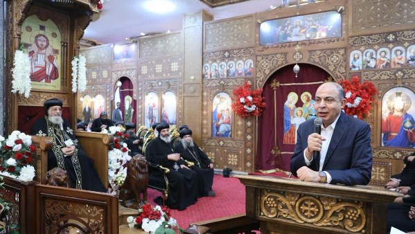 محافظ المنيا يشهد وضع حجر أساس كنيسة السيدة العذراء ببني مزار بحضور البابا تواضروس