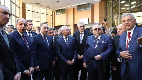 وزير التعليم العالي ويفتتح ويتفقد عددًا من المنشآت الجامعية والطبية بجامعة المنيا