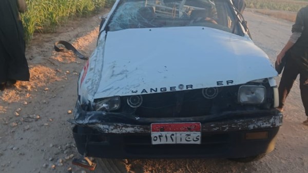 إصابة 9 عمال في انقلاب سيارة ربع نقل بالطريق الصحراوي الغربي أسيوط / الفرافرة