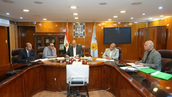 محافظ أسيوط يترأس لجنة اختيار قيادات جديدة بمديرية الزراعة