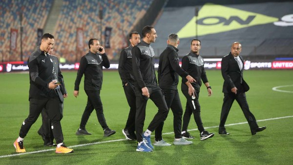 سيراميكا كليوباترا يعترض على تعيين محمود بسيوني لمواجهة مودرن سبورت
