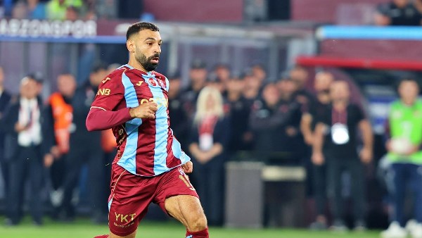 صلاح يسجل هدفين ويصنع أخر .. طرابزون يتفوق على جالاتا سراي 3-0 في الشوط الأول