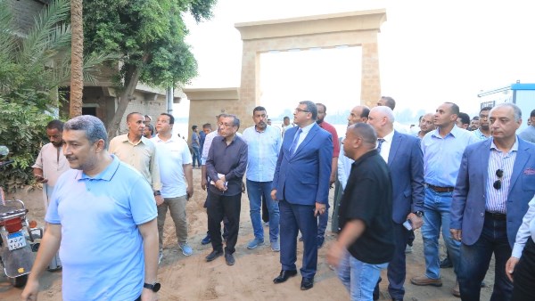 محافظ قنا يتابع تنفيذ مشروع تطوير مرسى دندرة لتعزيز السياحة الريفية