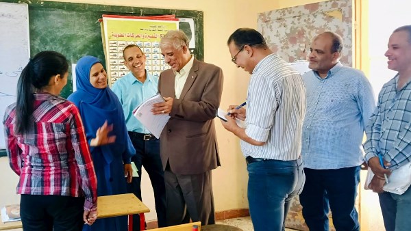 مدير تعليم قنا يقود تحركًا ميدانيًا لضمان جاهزية مدارس قفط للعام الجديد