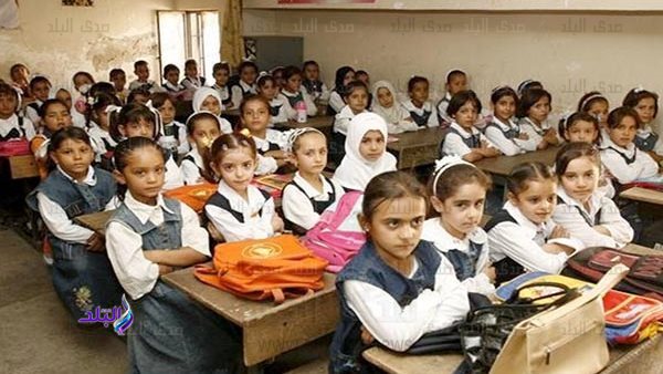 إعجاز قبل أن يكون إنجازًا.. رفعت فياض يكشف كواليس عودة 25 مليون طالب ومعلم إلى المدارس