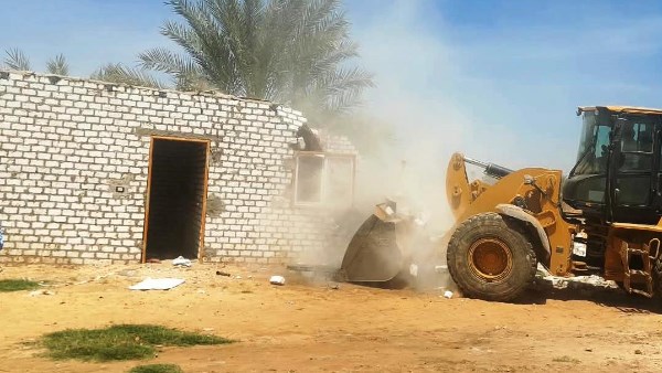 محافظ أسوان: إزالة 202 حالة تعدٍ على أراضي أملاك الدولة