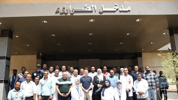 محافظ أسوان يتفقد مستشفى النيل التخصصى بإدفو.. ويوجه بالتيسير على المواطنين