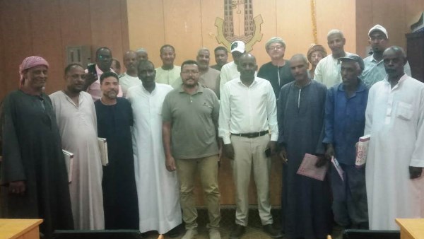 أسوان.. تكريم عدد من عمال النظافة والزراعة والسائقين المتميزين بنصر النوبة