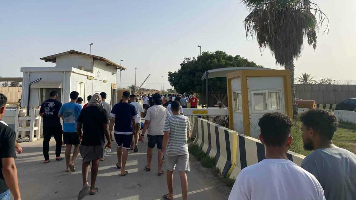 احتجاجات في غرب ليبيا تهدد بإغلاق مجمع مليتة للنفط والغاز
