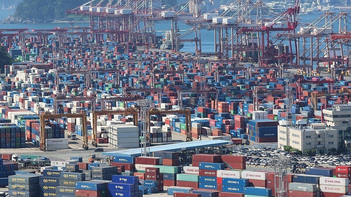 صادرات كوريا الجنوبية تقفز 68.7% في أغسطس بدعم من طفرة الرقائق 