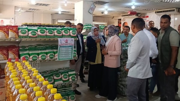 استمرار طرح منتجات خفض الأسعار بمنافذ الوادي الجديد